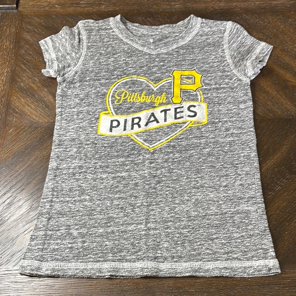 Pittsburgh Pirates - Heathered Grey T-Shirt - Girls M